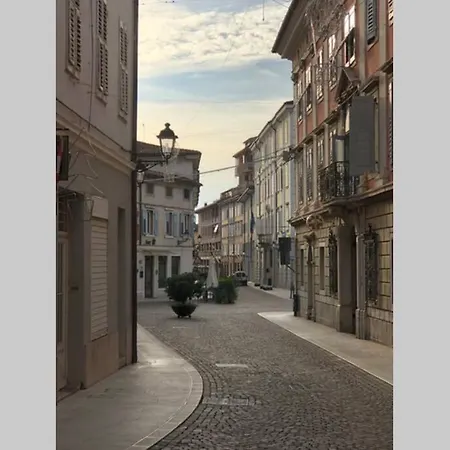 1 Bed In Historical Centre Of Διαμέρισμα