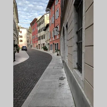 1 Bed In Historical Centre Of *